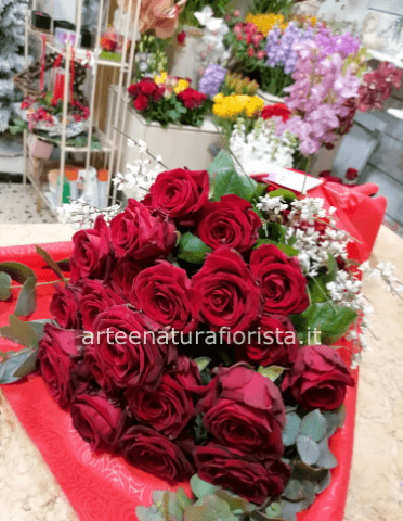24 rose rosse