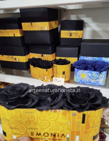 Rose stabilizzate grandi in confezione da tre